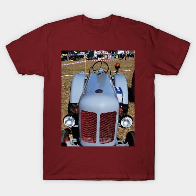 Voitures  - Cars  12  (c)(h) by Olao-Olavia / Okaio Créations kodak z1285  2013 T-Shirt by caillaudolivier